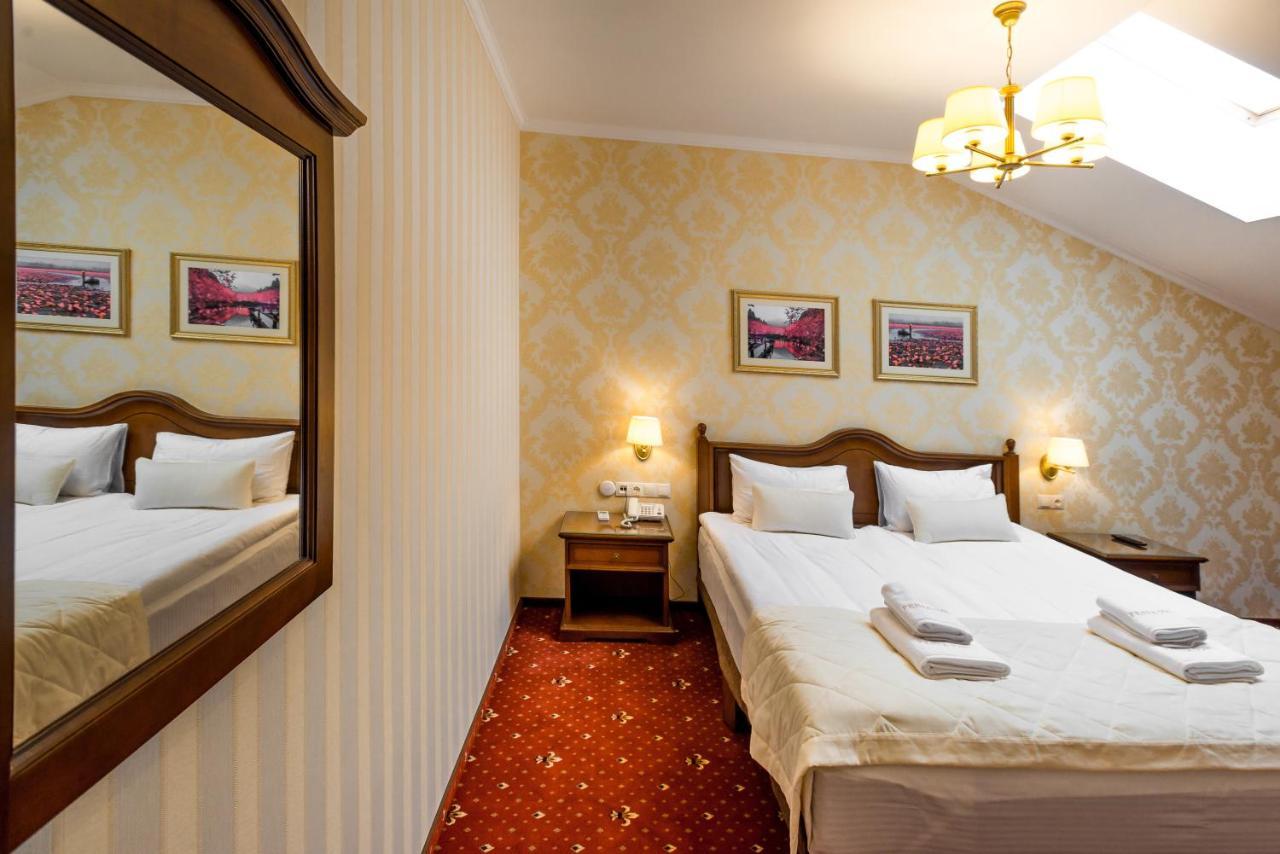 Fenix Town Hotel Vinnitsja Eksteriør billede