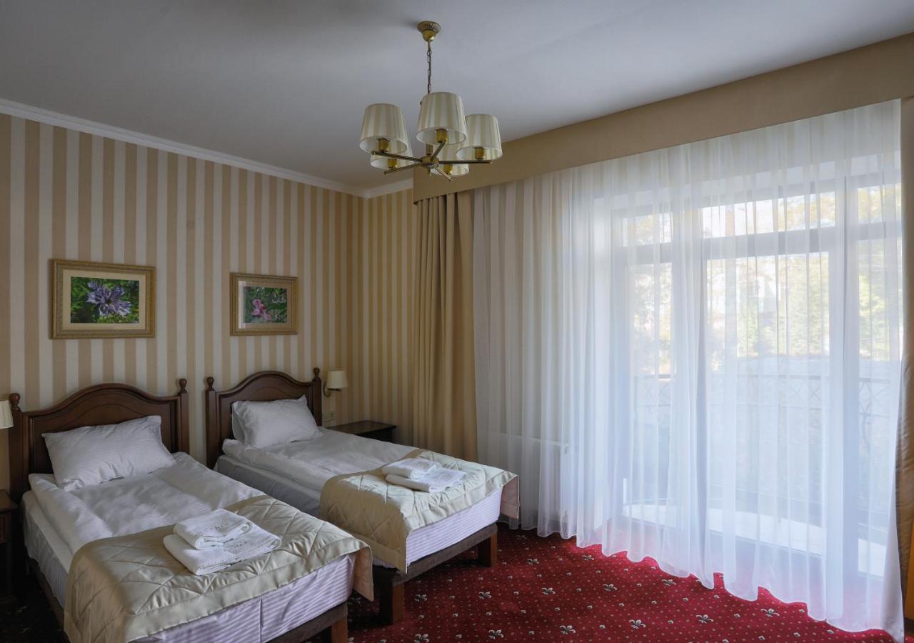 Fenix Town Hotel Vinnitsja Eksteriør billede